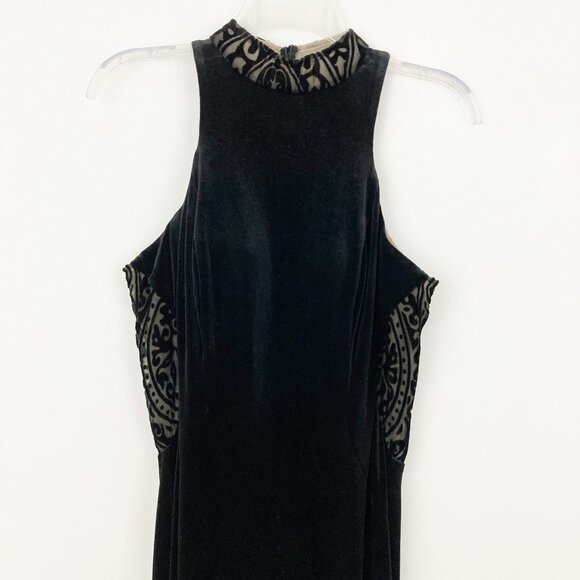 La Femme Black HIgh Neckline Velvet Fitted Formal Gown Size 8 Side Slit 25559 - Picture 3 of 12